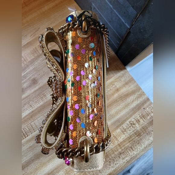 Kurt Geiger NWT Large Bow & Embelishments W/Dustbag - Picture 5 of 10